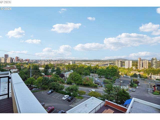 3515 Sw BARBUR Blvd N-3, Portland, OR 97239