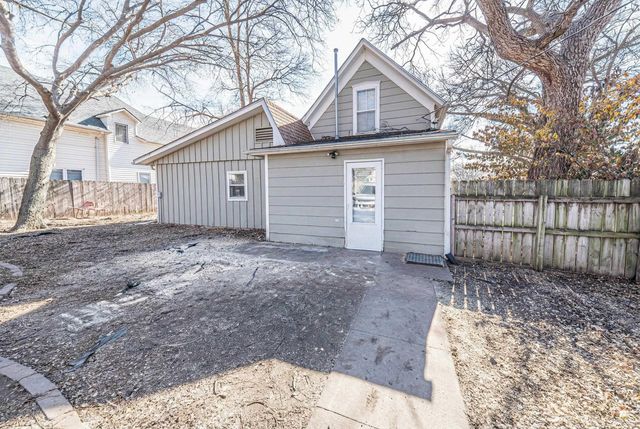 219 NE 7th Street, Abilene, KS 67410