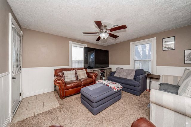 219 NE 7th Street, Abilene, KS 67410