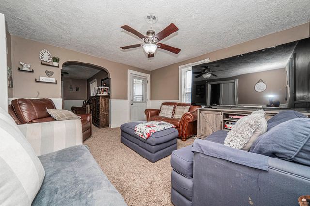 219 NE 7th Street, Abilene, KS 67410