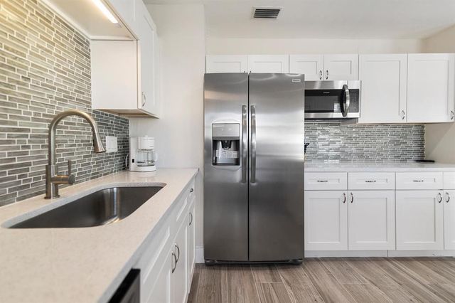 2501 NE 12th Street, Pompano Beach, FL 33062