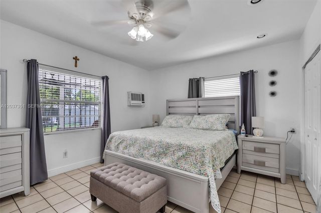 2355 SW 1st St, Miami, FL 33135