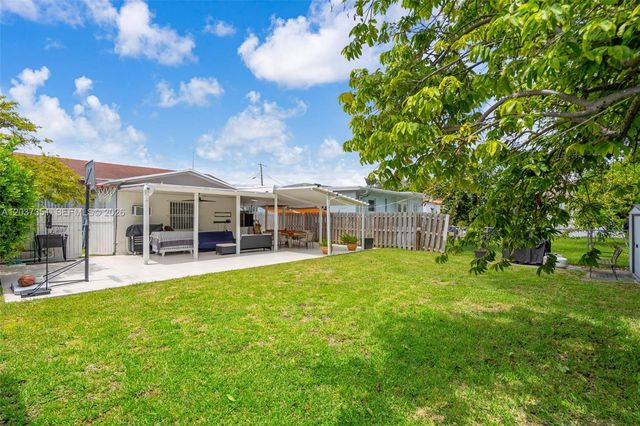 2355 SW 1st St, Miami, FL 33135