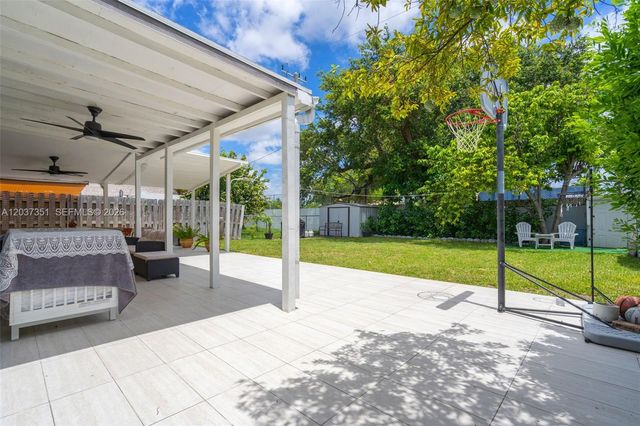 2355 SW 1st St, Miami, FL 33135