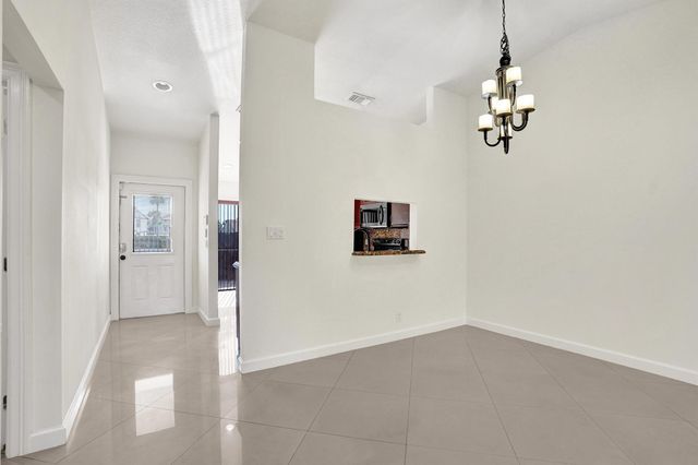 630 Sea Pine Way J, Greenacres, FL 33415