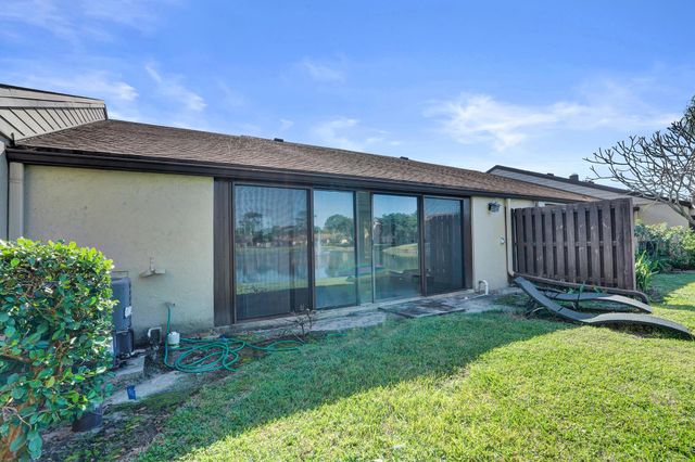 630 Sea Pine Way J, Greenacres, FL 33415