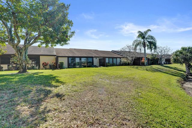 630 Sea Pine Way J, Greenacres, FL 33415