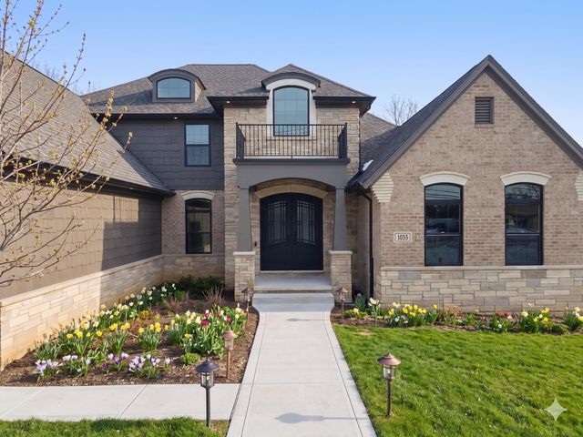 1055 Avon Road, Rochester Hills, MI 48307