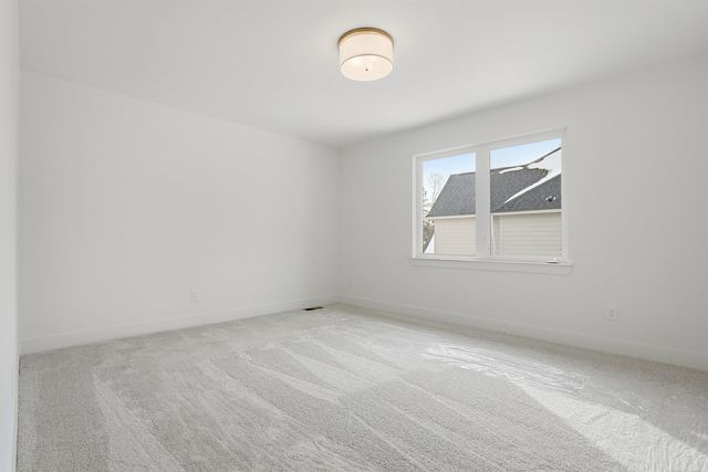 1055 Avon Road, Rochester Hills, MI 48307
