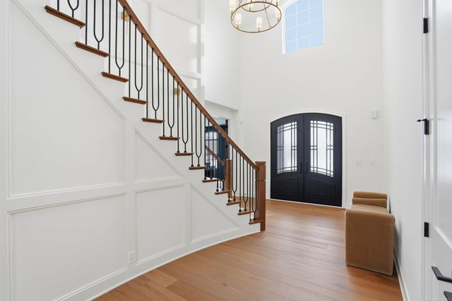 1055 Avon Road, Rochester Hills, MI 48307