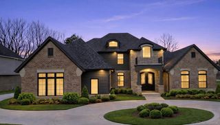 1055 Avon Road, Rochester Hills, MI 48307