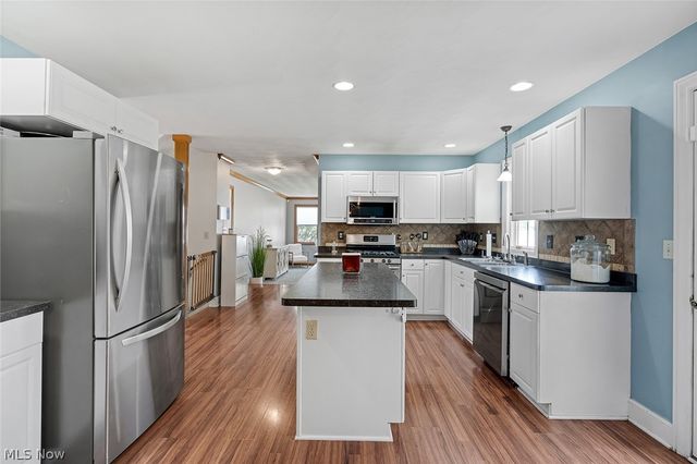 864 Mayfield Drive, Boardman, OH 44512