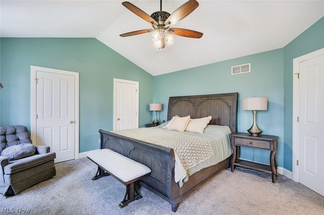 864 Mayfield Drive, Boardman, OH 44512