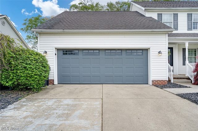 864 Mayfield Drive, Boardman, OH 44512