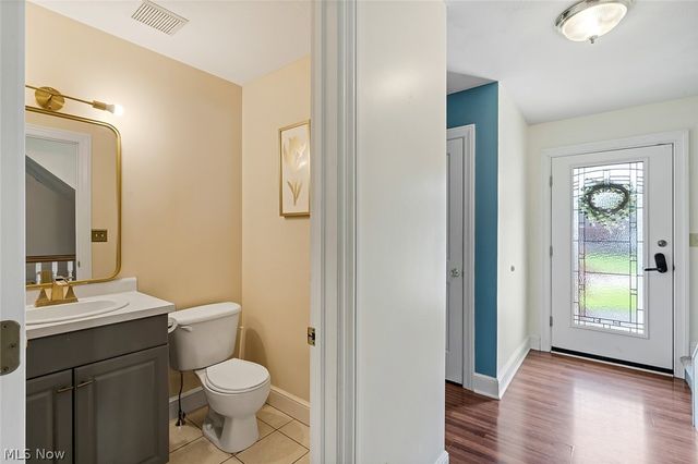 864 Mayfield Drive, Boardman, OH 44512