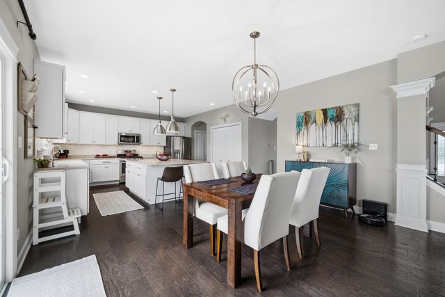 10227 Sentry Drive, St. John, IN 46373