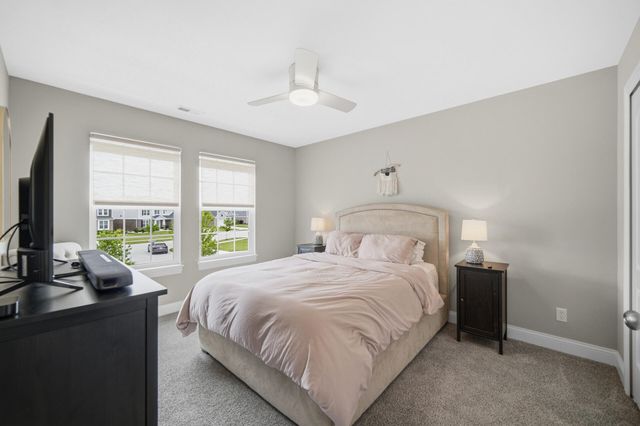 10227 Sentry Drive, St. John, IN 46373