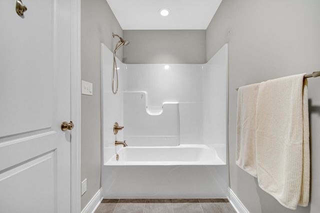 10227 Sentry Drive, St. John, IN 46373