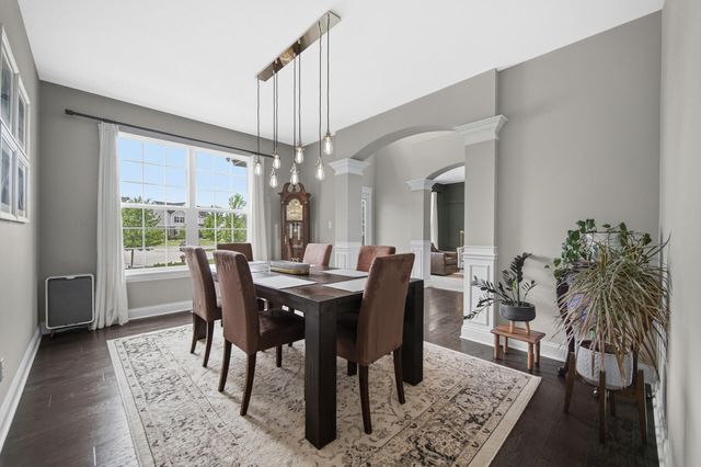 10227 Sentry Drive, St. John, IN 46373