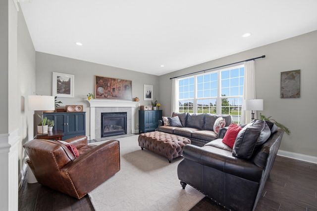 10227 Sentry Drive, St. John, IN 46373