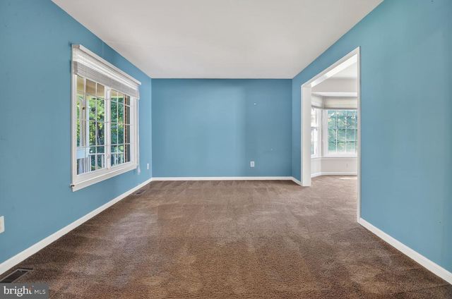 5724 FLAGLER DR, Centreville, VA 20120