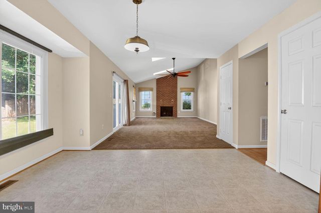 5724 FLAGLER DR, Centreville, VA 20120