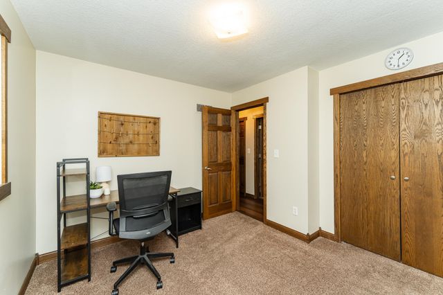 3810 1st Place NW, Rochester, MN 55901