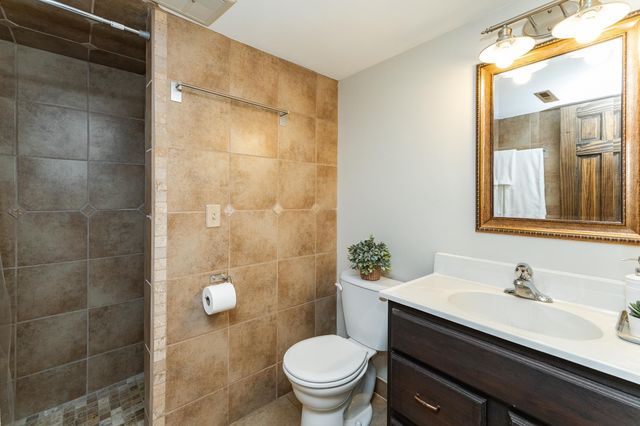 3810 1st Place NW, Rochester, MN 55901