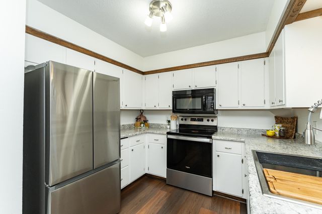 3810 1st Place NW, Rochester, MN 55901