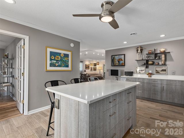 321 Britton Creek Drive, Hendersonville, NC 28791