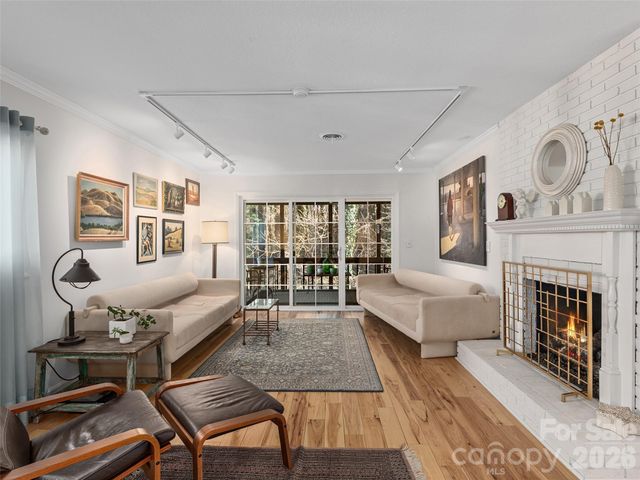 321 Britton Creek Drive, Hendersonville, NC 28791