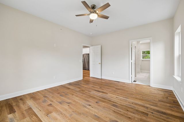 551 Skyview Dr, Ashland City, TN 37015