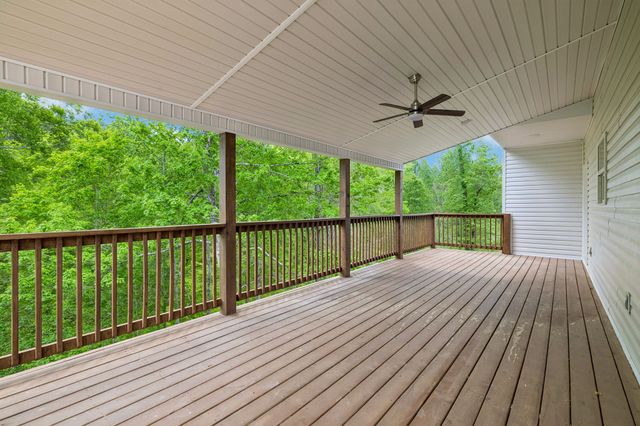 551 Skyview Dr, Ashland City, TN 37015