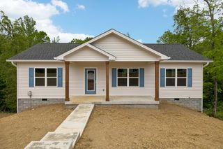 551 Skyview Dr, Ashland City, TN 37015