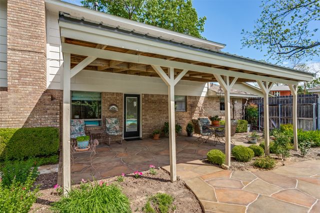 1911 Lakeside Drive, Arlington, TX 76013