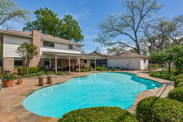 1911 Lakeside Drive, Arlington, TX 76013