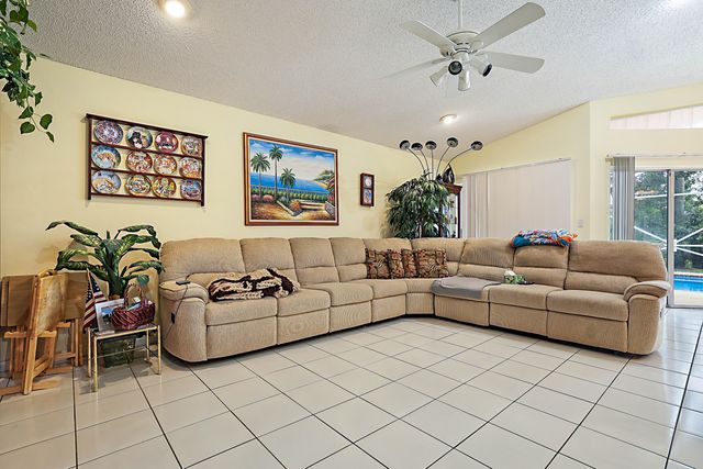 4900 NW 100TH Terrace, Coral Springs, FL 33076
