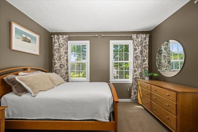9 Hillando Dr, Shrewsbury, MA 01545