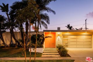 6427 S Halm Avenue, Los Angeles, CA 90056