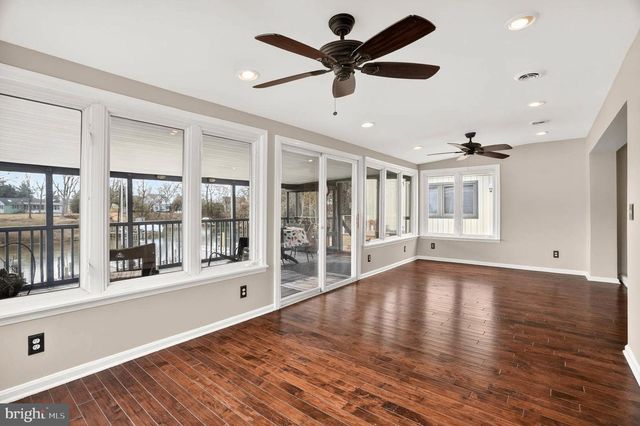 333 STURTONS LN, Pasadena, MD 21122