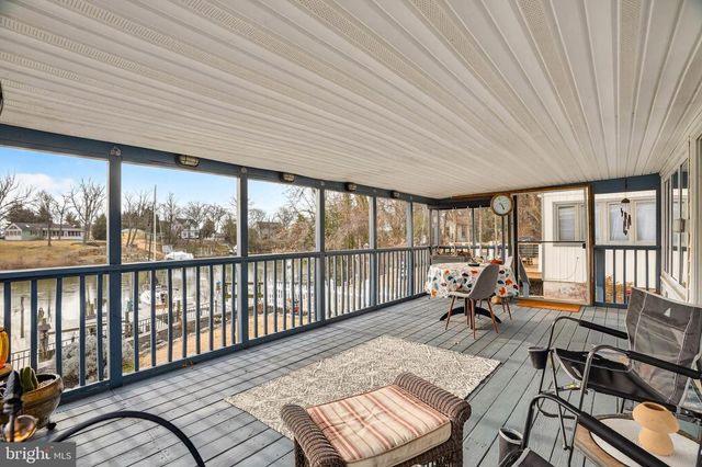 333 STURTONS LN, Pasadena, MD 21122