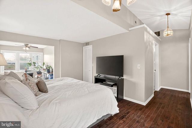 333 STURTONS LN, Pasadena, MD 21122