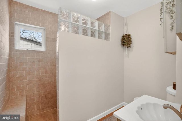 333 STURTONS LN, Pasadena, MD 21122