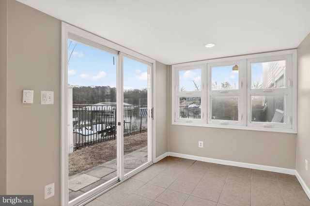 333 STURTONS LN, Pasadena, MD 21122