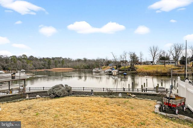 333 STURTONS LN, Pasadena, MD 21122