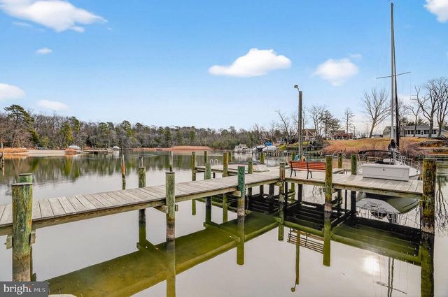 333 STURTONS LN, Pasadena, MD 21122