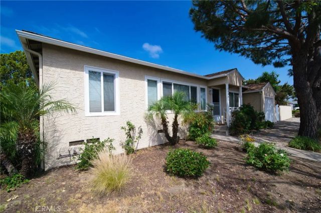 10841 Cantlay, Sun Valley, CA 91352