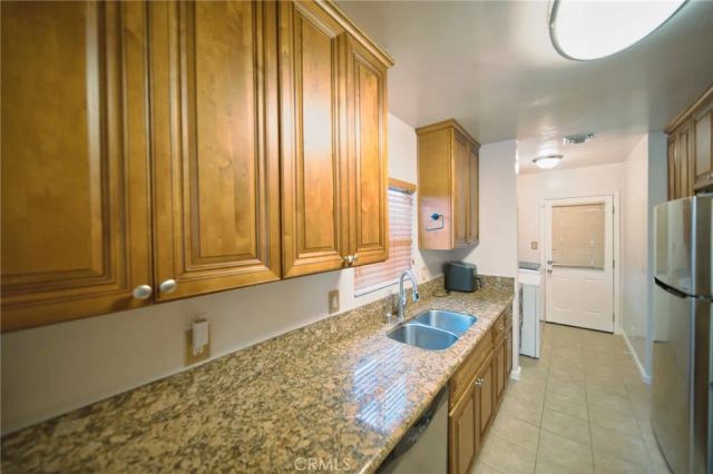 10841 Cantlay, Sun Valley, CA 91352