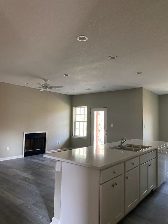 1305 West Villa Maria Road D101, Bryan, TX 77801 — photo 2