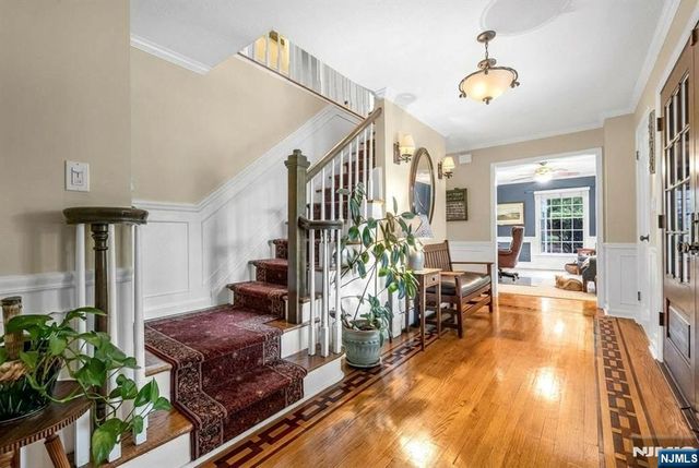 220 Ottowa Lane, Franklin Lakes, NJ 07417